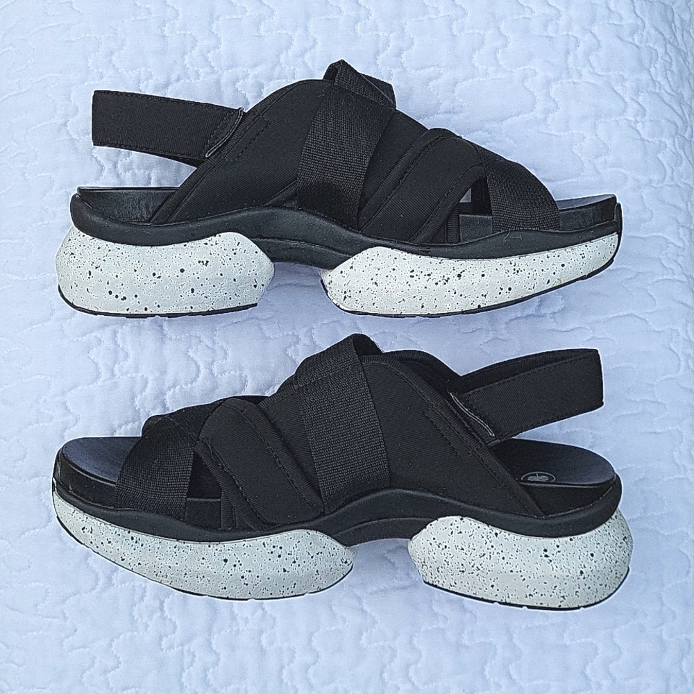Nature Roam Canyon Sandals